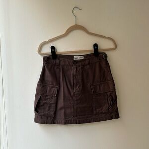 Aritzia cargo skirt